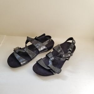 Pretty and comfortable Sandals
